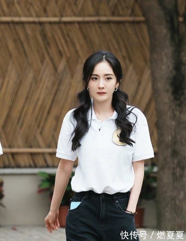 杨幂|杨幂加盟你我皆王者综艺,成为QG战队一员,林教练成为背景板