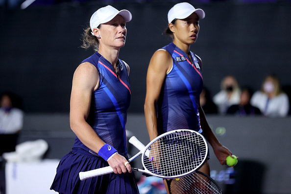 張帥|張帥無緣女雙決賽!墨爾本站:阿尼西莫娃送蛋晉級(jí)