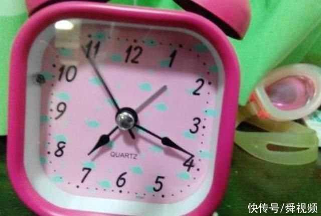 早上叫孩子起床时,尽量晚于这个时间点,是长身高的关键期