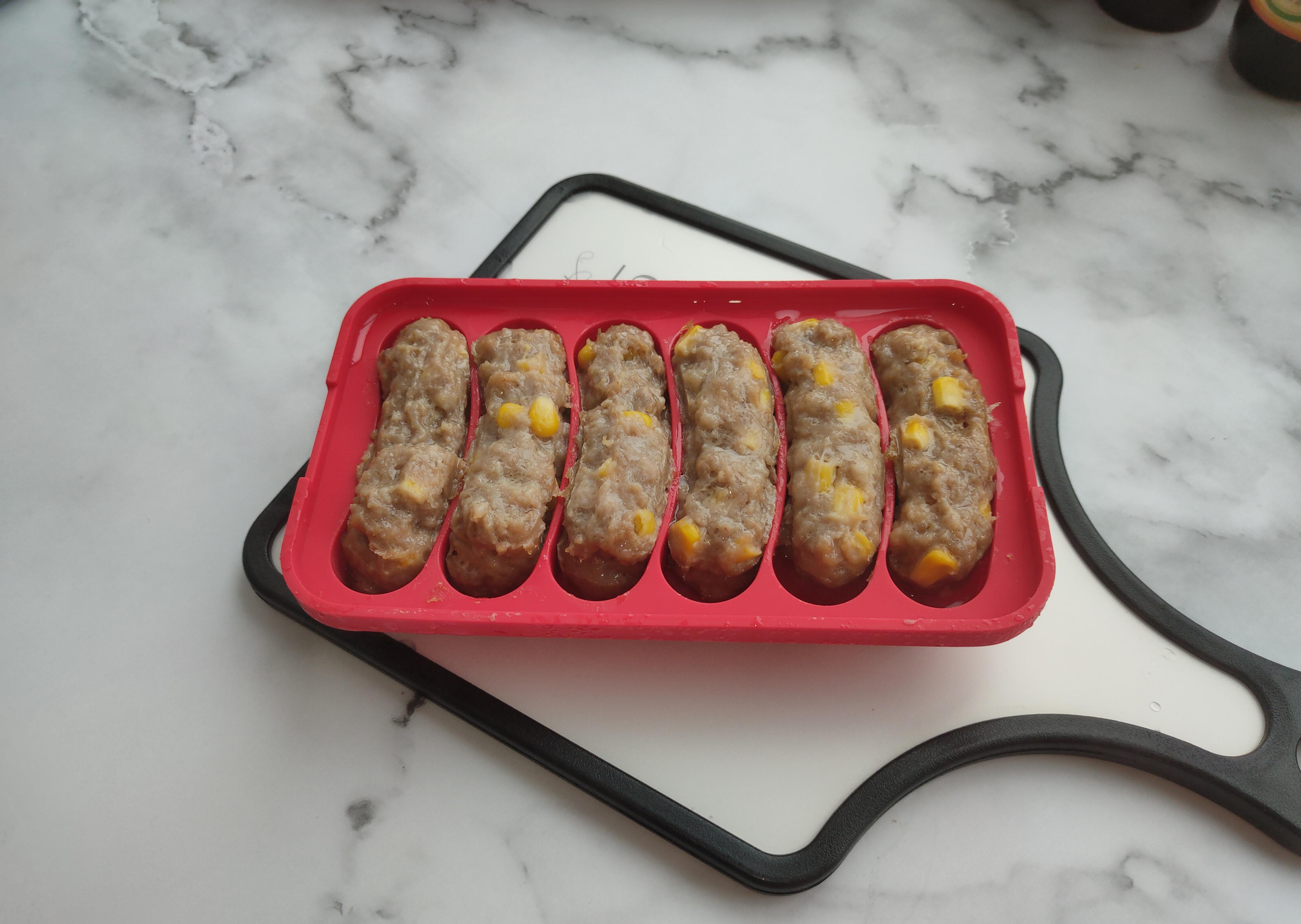 自制玉米肠，方法很简单，没有添加更健康，大人孩子都能放心吃