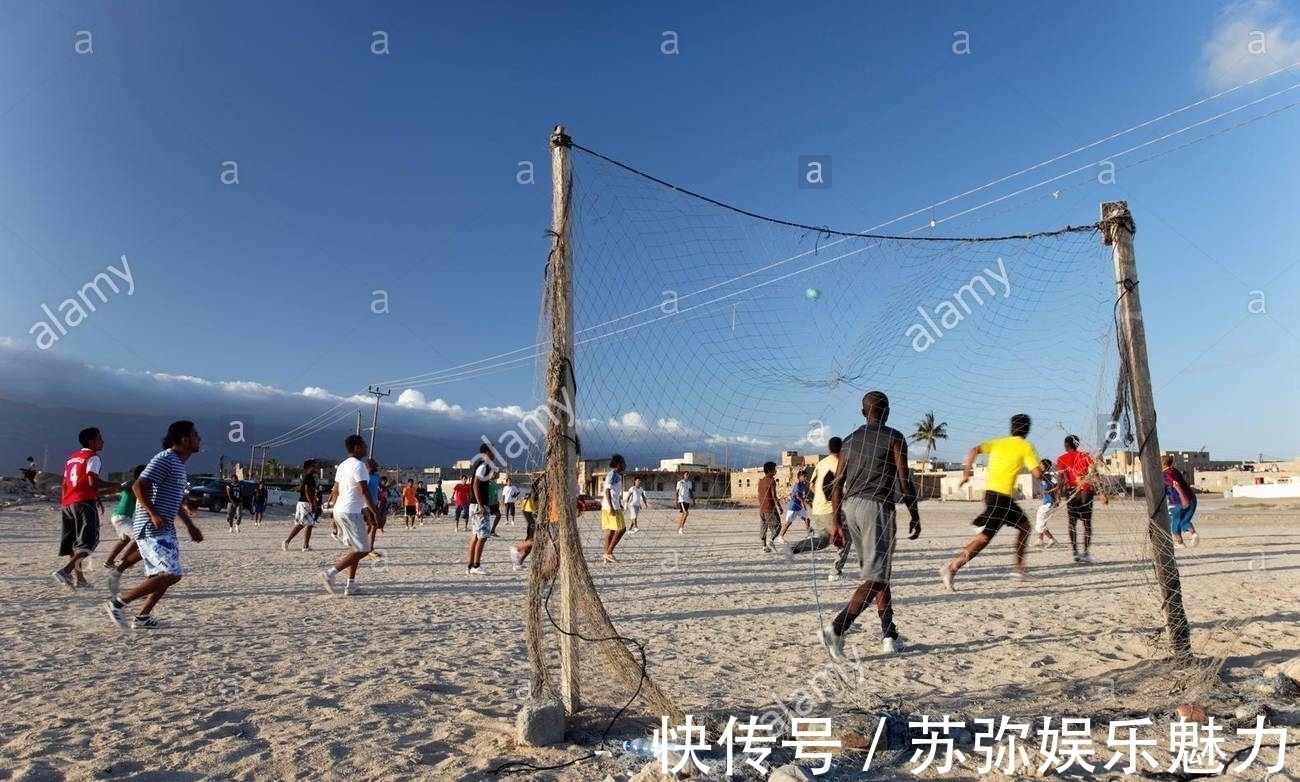 阿曼队|国足输澳大利亚很正常,人家全是归化球员,那阿曼为何能击败日本