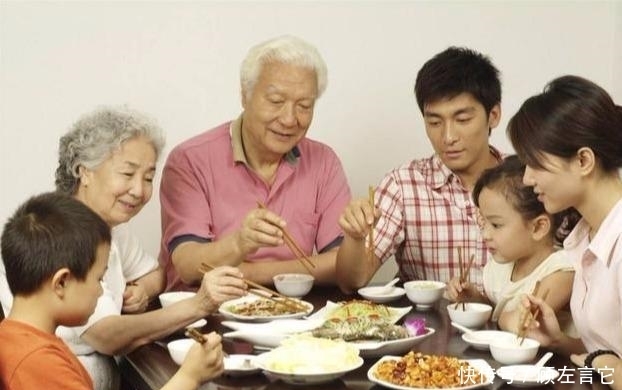 想要|想要身体好,饭后谨记别做这“5件事”,脾胃健康人长寿!