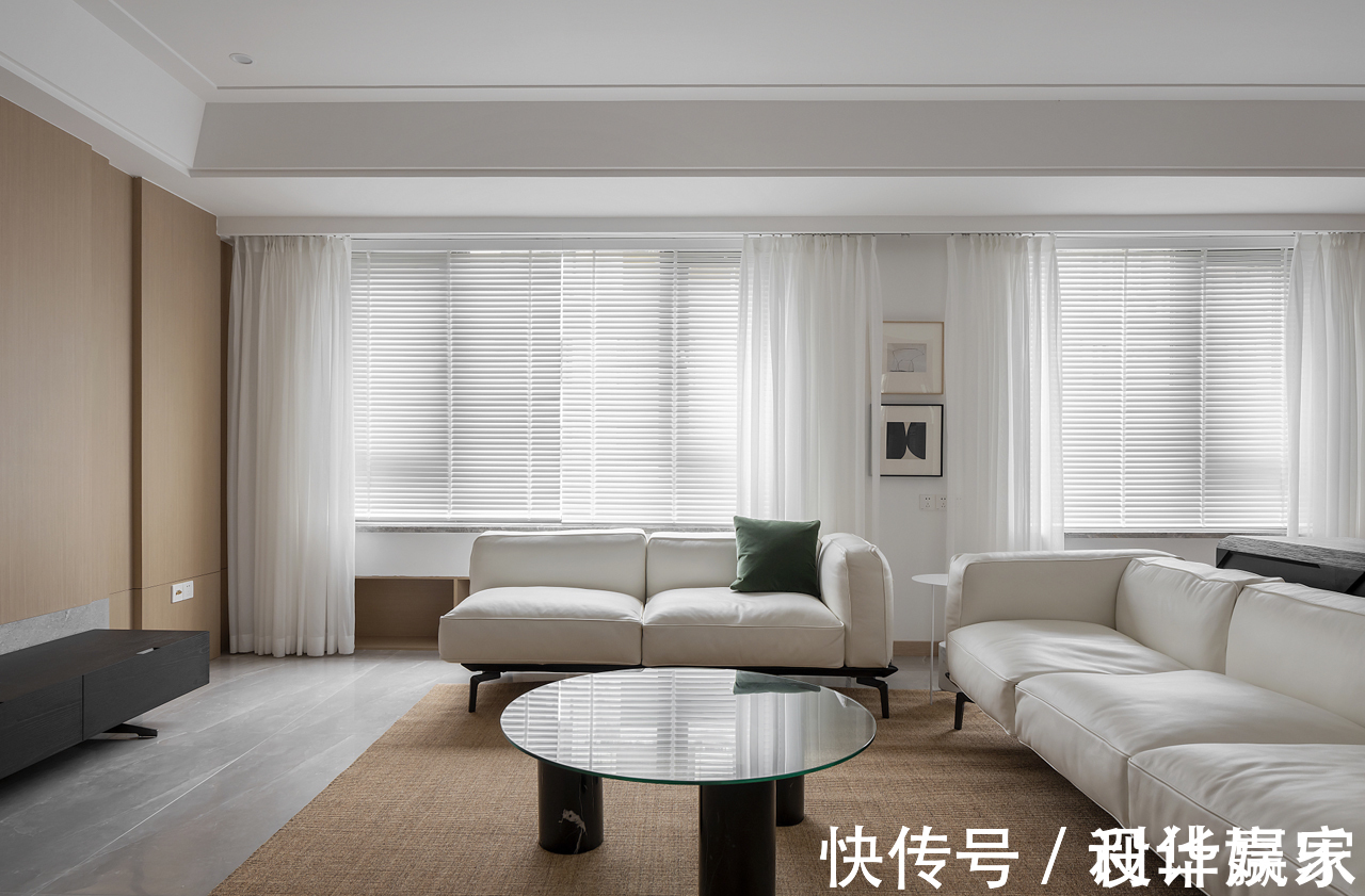 原木|243㎡自然跃层,耐看的原木+白色,还有自家花园,真让人羡慕