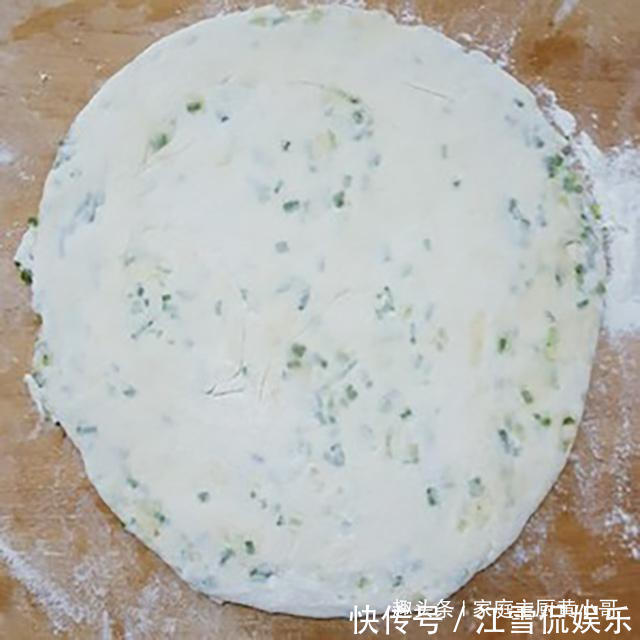 好吃|电饼铛烙饼总发硬,原来错在此处,面点师教你一招,柔润又好吃