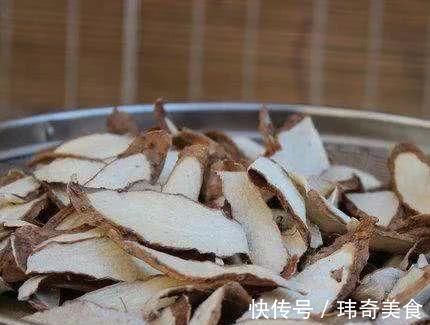 小米粥|天然的“养胃专家”来了,早晚吃一口,养胃护胃,胃病不再扰