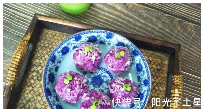 小球|立秋到了,2样主食一起蒸,既低脂又防秋燥,看着就有食欲!