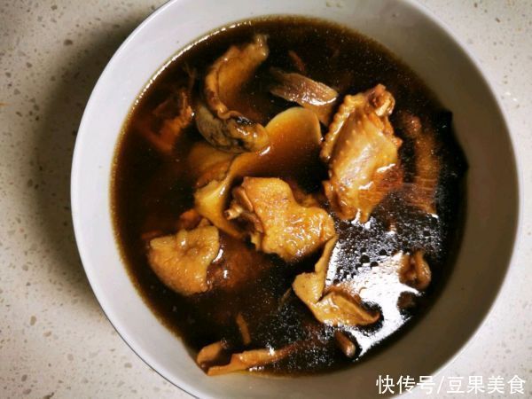 干牛肝菌|谁没在睡梦中想过那顿牛肝菌炖土鸡汤