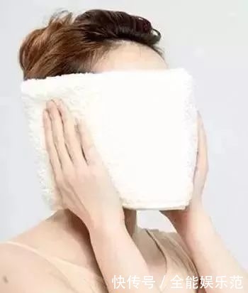 粗大|毛孔粗大问题多?教你5招快速收缩毛孔