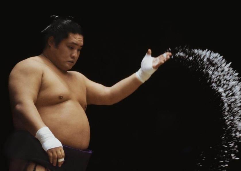 日本|在日本,女星为什么都想嫁给长相丑陋的相扑选手真不是为了钱