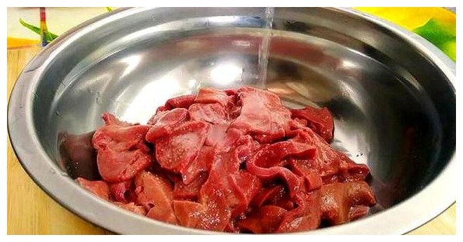 猪肝最好吃的做法,不用炒,不用卤,爽嫩可口,味道堪称一绝