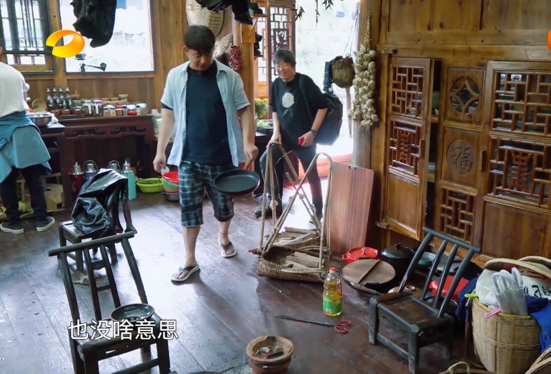 《向往3》强行塞新人,黄磊2次表达不满,连何炅都面露疲态