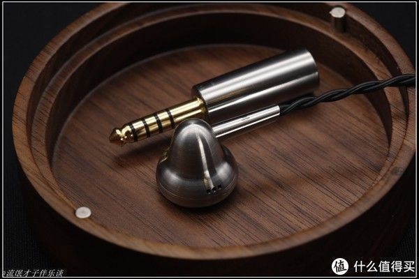 bell|流氓才子伴乐谈 篇二十九:【最后一代奥特曼?】钛铃PLUS试玩手记