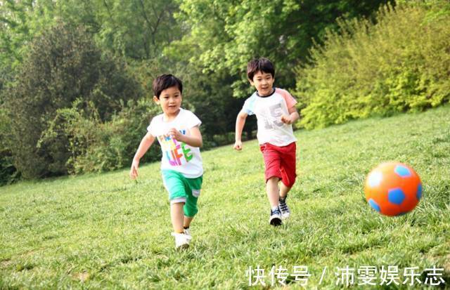 暑假|儿童要长高,暑假在家做3点,生长激素分泌丰富!
