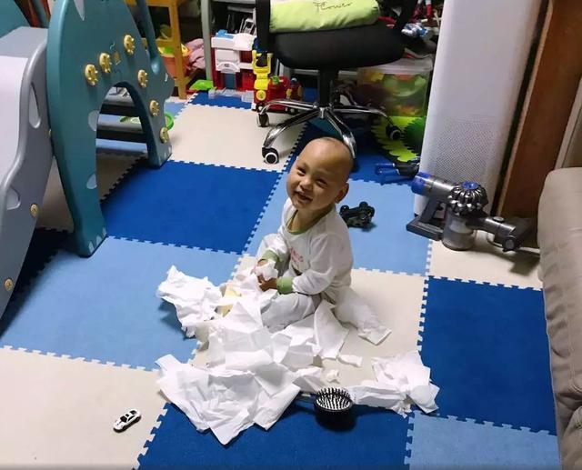 宝宝|和了一盆面发出一个娃!“如果时间倒流,我不会和邻居多聊半句”