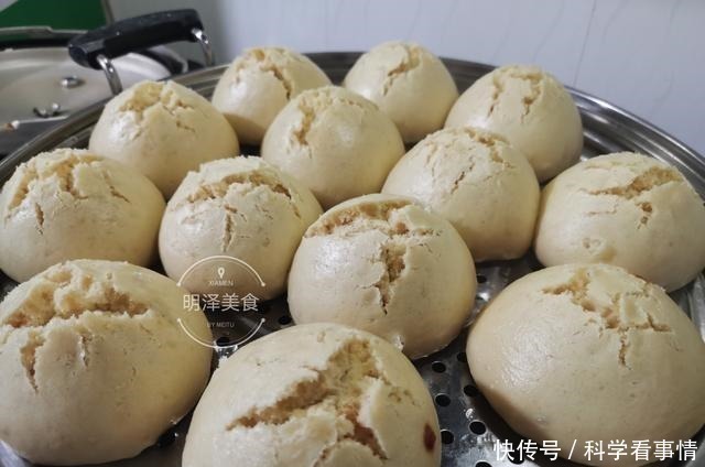 食用碱|制作“开花馒头”,别在馒头坯表面切口了,试试正确的方法吧