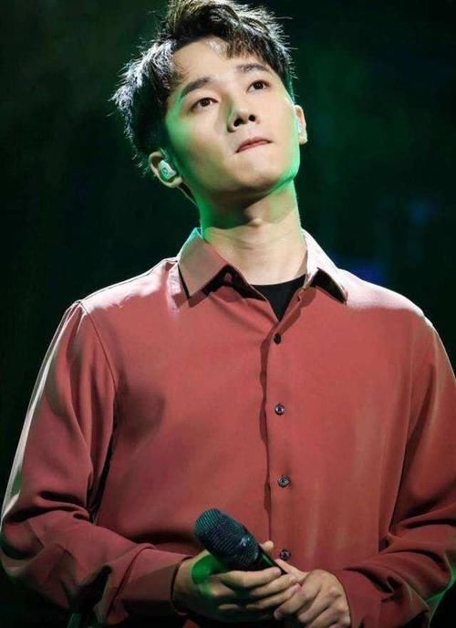 和周深是朋友，拿过《好声音》冠军，参加《创4》他的排名却很虐