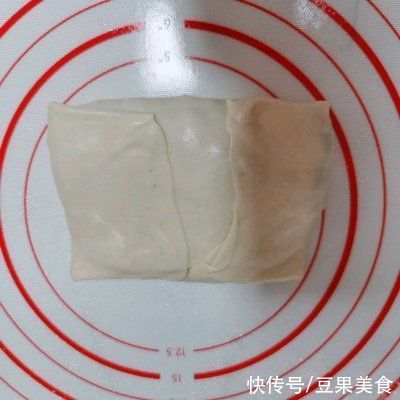 自从学会韭菜海鲜盒子，我就不想再吃外卖了