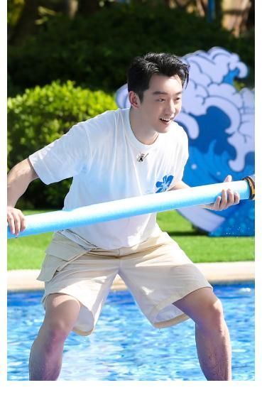 郑恺|李晨、郑恺和杨颖,请你们不要在《跑男》里“混工资”了!