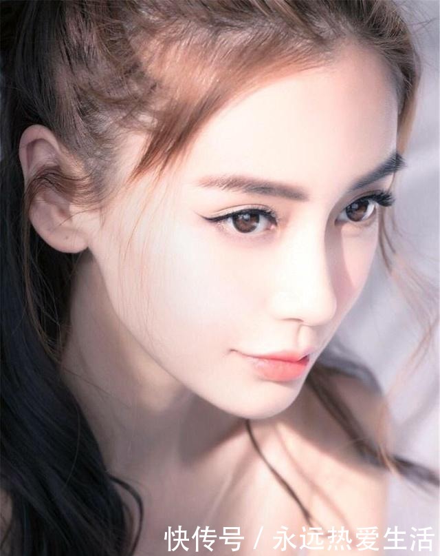 口红|为什么有的女生不化妆也好看,“带妆脸”的5大特征,让人羡慕