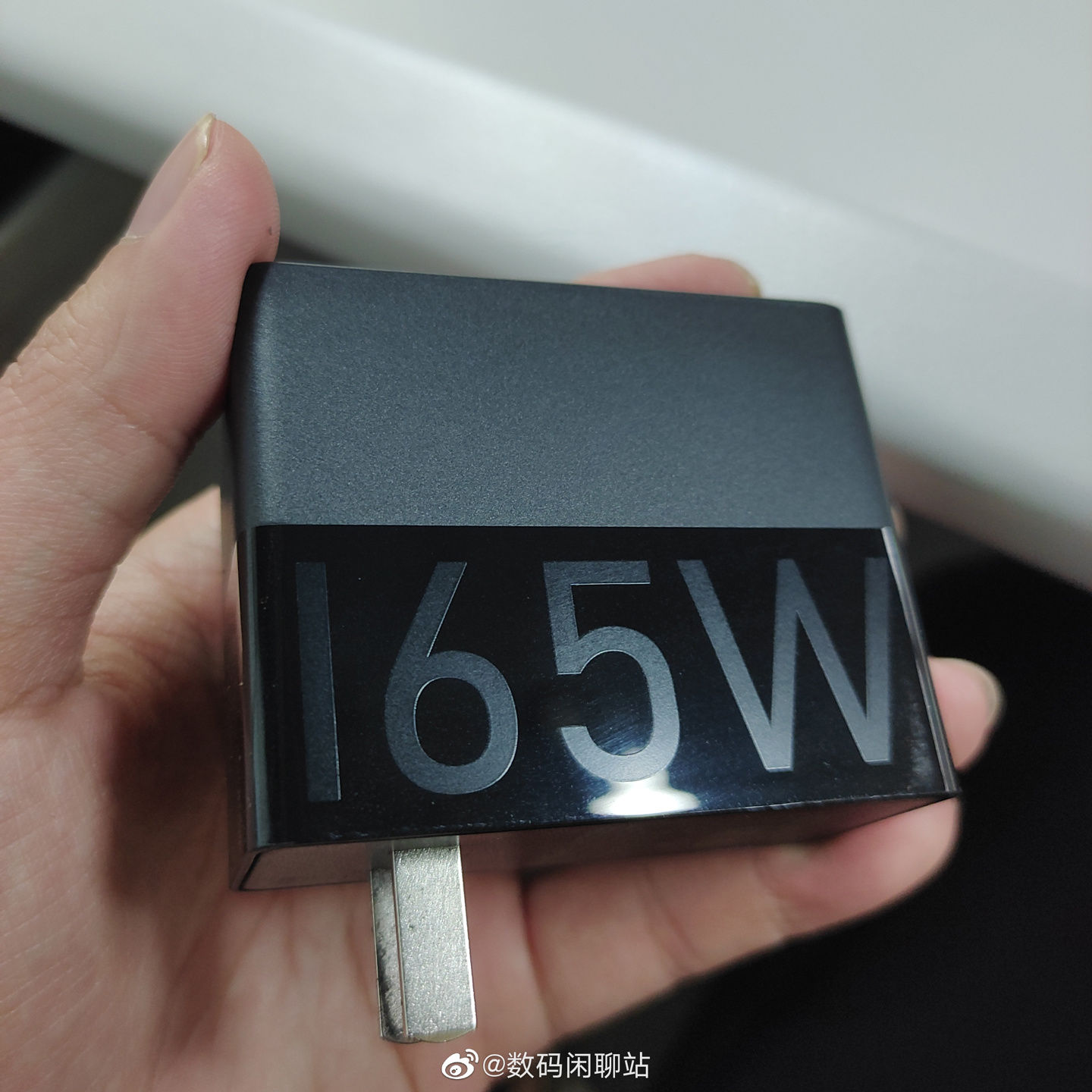 pps|努比亚红魔游戏手机 7 165W 充电器曝光：20V / 8.25A