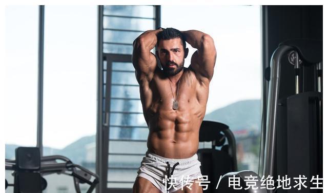 肌肉|肩部和腿部肌肉薄弱，分享1套每周4练计划，让全身肌肉更协调