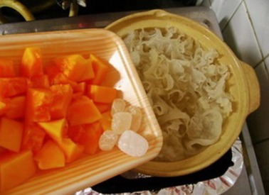 银耳|天然“吸脂王”被发现,媳妇产后隔三差五吃一次,半月夺回小蛮腰