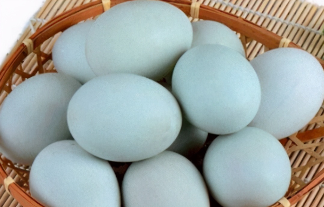 食物|经常失眠要多吃3种食物,好吃还不胖,常吃睡眠好,越吃越健康!