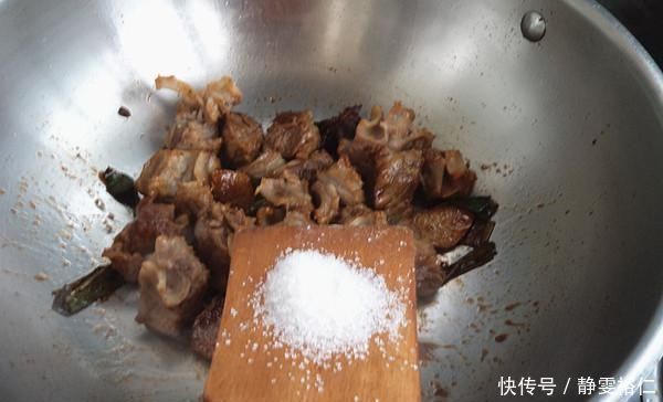 这东西60元1斤,再贵也要给孩子吃,长出大高个,一周吃2次最好