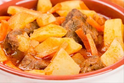 鲜香|炖牛肉，第一步并非焯水，多加1步，牛肉软烂不塞牙，鲜香无腥味