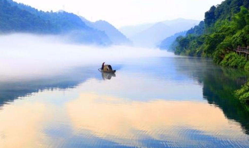 东江湖|来自“天上”的一湖水，集齐世间万般景色，堪称“中华奇景”