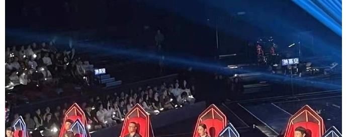 《中国好声音》开播时间确认，导师反转不尽人意，小导师位置尴尬