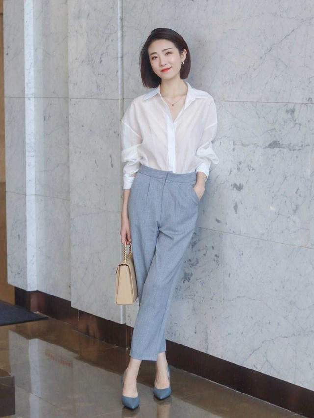 小白|白色衬衫的“高级穿搭”,搭配西装裤干练精致,职场圈里yyds
