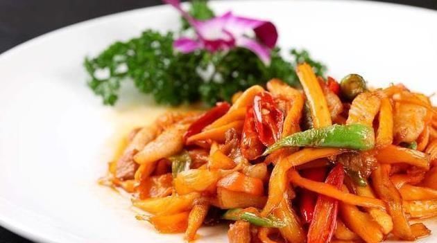 鲅鱼|美食推荐酱烧肉,红烧鲅鱼段,油爆杏鲍菇的做法