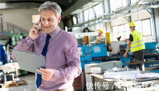 肾气|老中医推荐：最有效的白发转黑方，仅2味药材泡水喝，补虚又乌发