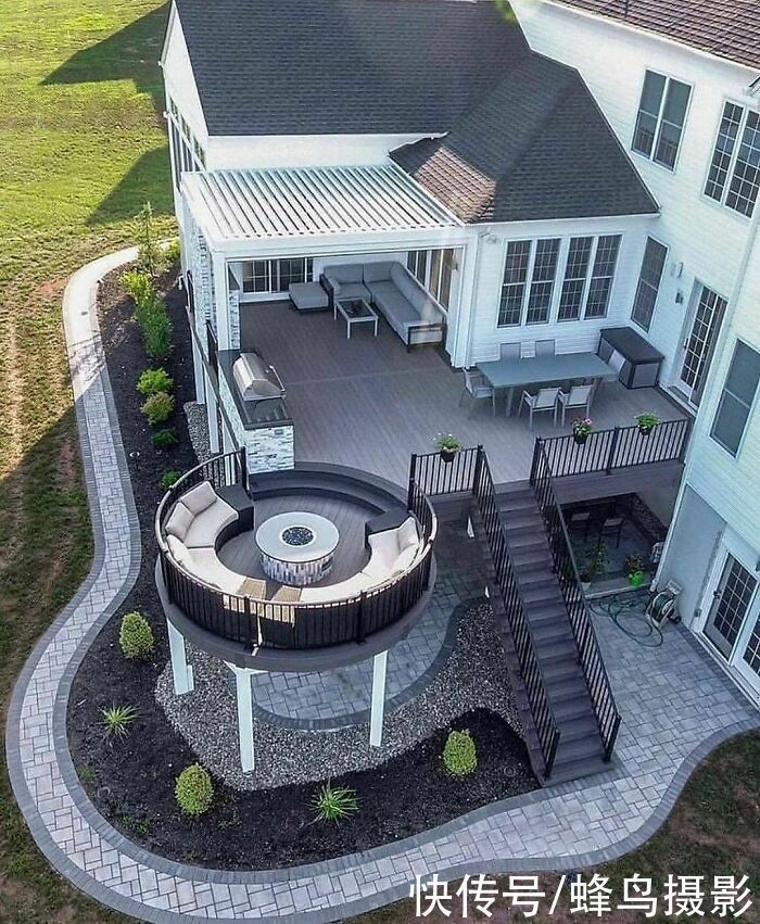 纪念碑@65个活久未见的设计,一战纪念碑是一家人的“合影”,但缺一个人