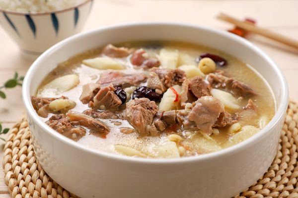 秋季食补多煲汤