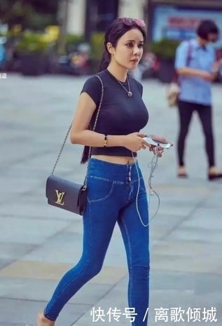 清新|街拍:成熟大方知性的大姐姐,搭配有致俊美抢镜气质又可爱清新!