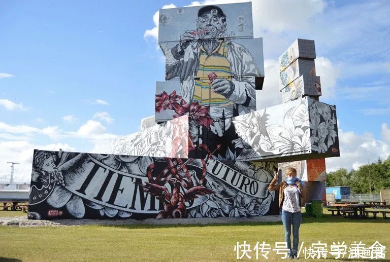 压迫感#用整栋楼作画布,她的涂鸦大到离谱,作品却让人感觉到舒缓