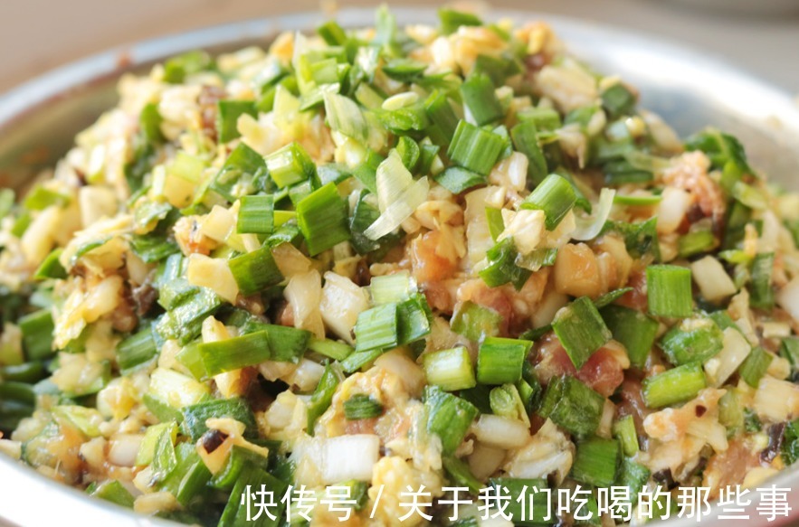 用白菜包饺子，别加盐杀水，分享饺子馆用了20年的方法，鲜美多汁