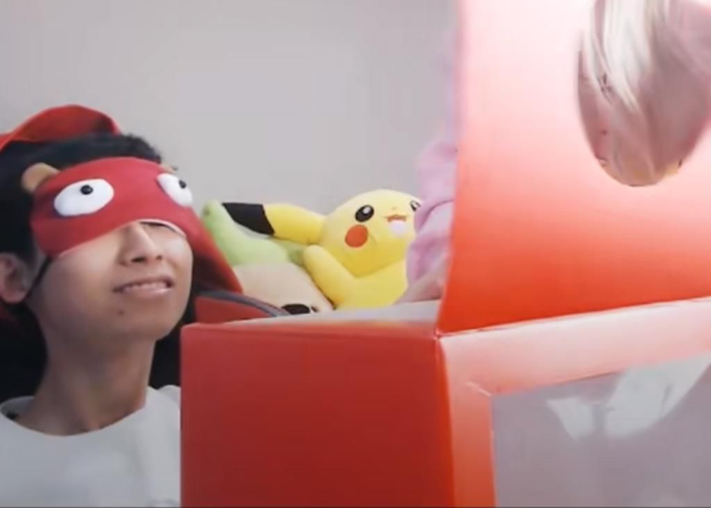 看法|梦泪谈到对LOL手游的看法，对比王者荣耀来说优缺并存！