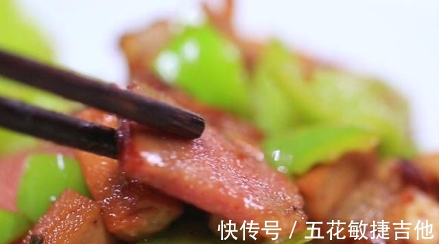 想吃|四步就能完成的腊肉小炒,荤素搭配,营养又解馋,吃了一次还想吃!