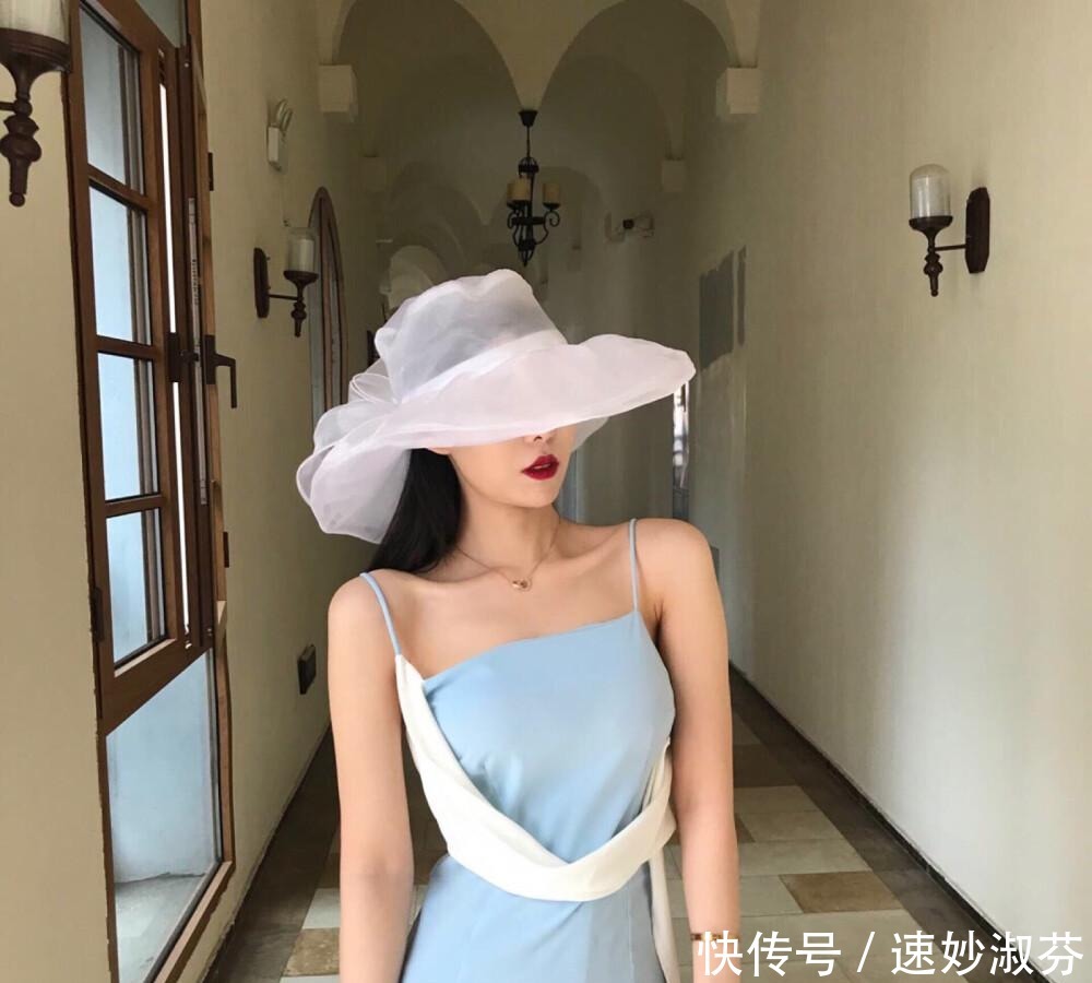 仪态|普通女生有这4个特征,就是别人眼里的“第一眼美女”