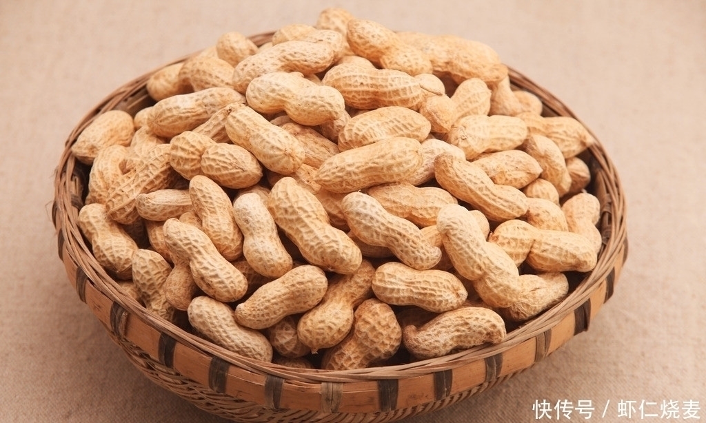 答案|花生是吃生的好,还是熟的好,很多人不清楚,一次性告诉你答案