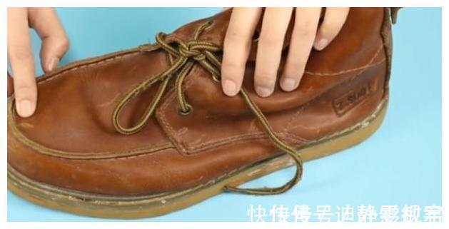 胶水|家居生活小妙招，鞋子开胶别着急扔掉，不用买胶水有个方法很实用