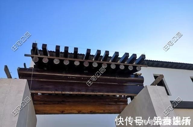 发朋友圈|刘女士用重钢结构打造中式农村小院,工人师傅纷纷拍照发朋友圈!