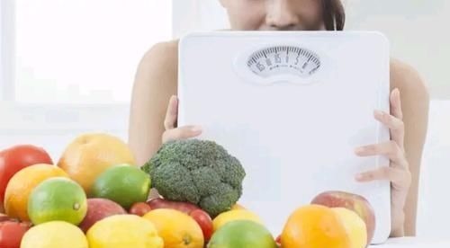 中老年人|轻断食减肥法,效果好,不影响正常工作!公开食谱,你照做就行了