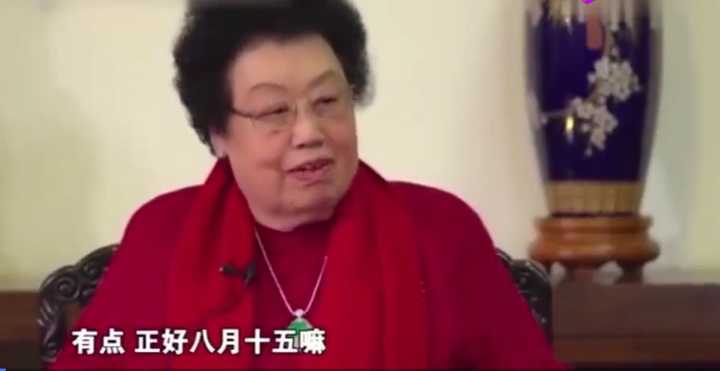 动物$黄鼠狼会给鸡“拜年”,月圆之夜还会拜月,真这么神奇?想多了