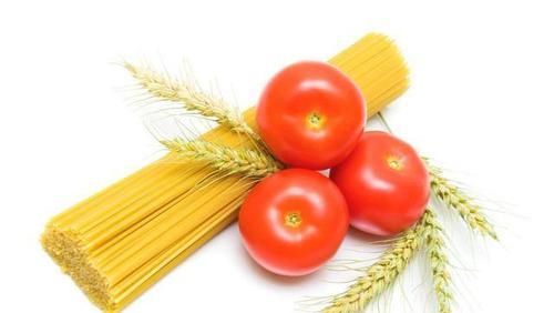 50岁后，“面部”出现3个异常，可能是脑出血要发生，希望你没有