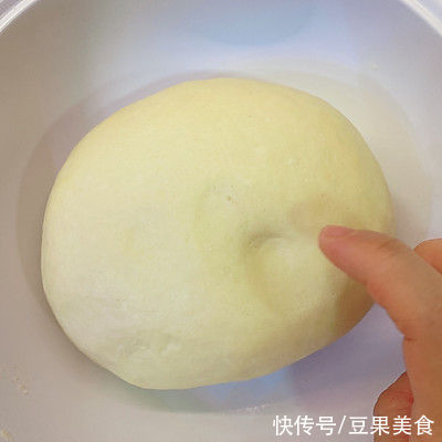 不用油皮、酥皮,照样酥脆的粉条肉酥饼