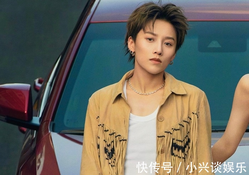 刘雨昕最好的出路,长驻热门综艺,或者不放弃舞台同时当演员